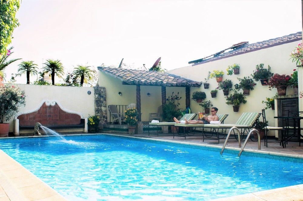 Hotel Casa Del Parque By Ahs Antigua Exterior foto